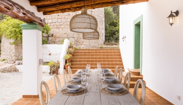 Resa estates rental in jesus 2022 finca private pool in Ibiza house dingin table exterior.jpg